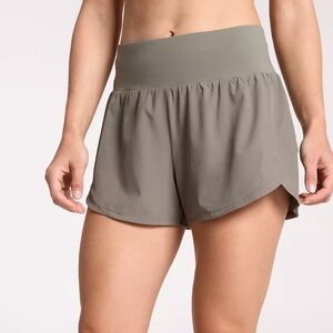 NWT CALIA Women's Kick It Up Mid Rise Shorts - Size Large